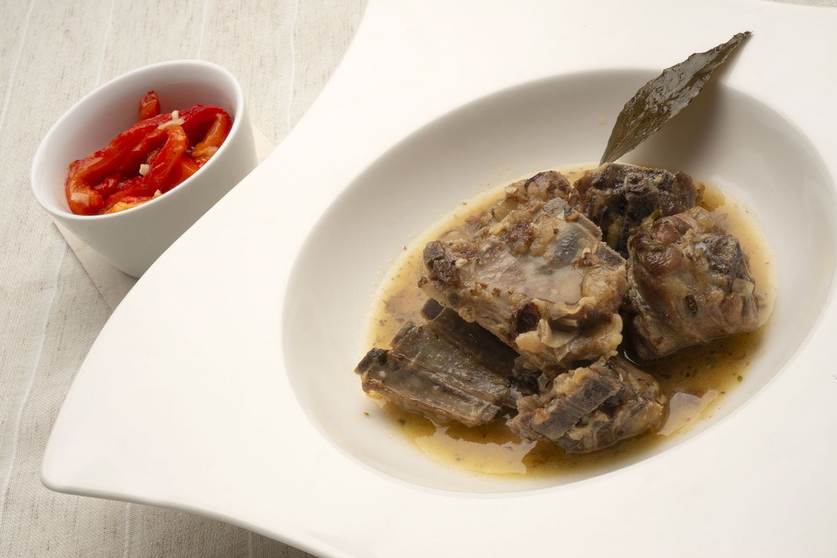 6161 1 Cabrito guisado al estilo de leon xl