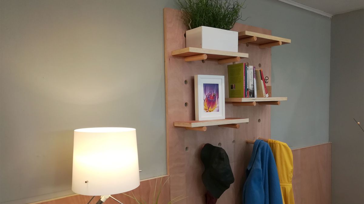 Cómo hacer una estantería pegboard paso 9