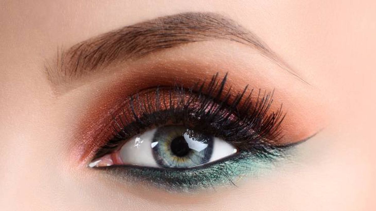 sombras ojos color tendencias belleza 2024