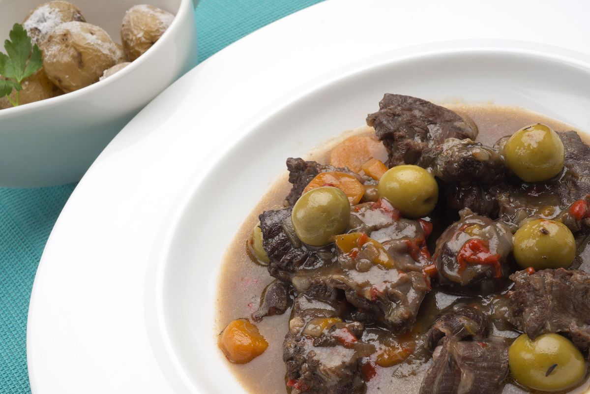 5763 1 Estofado de carne de cabra (1147) xl