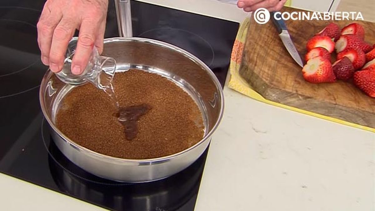 receta fresas confitadas con nata karlos arguinano karl6729 paso1