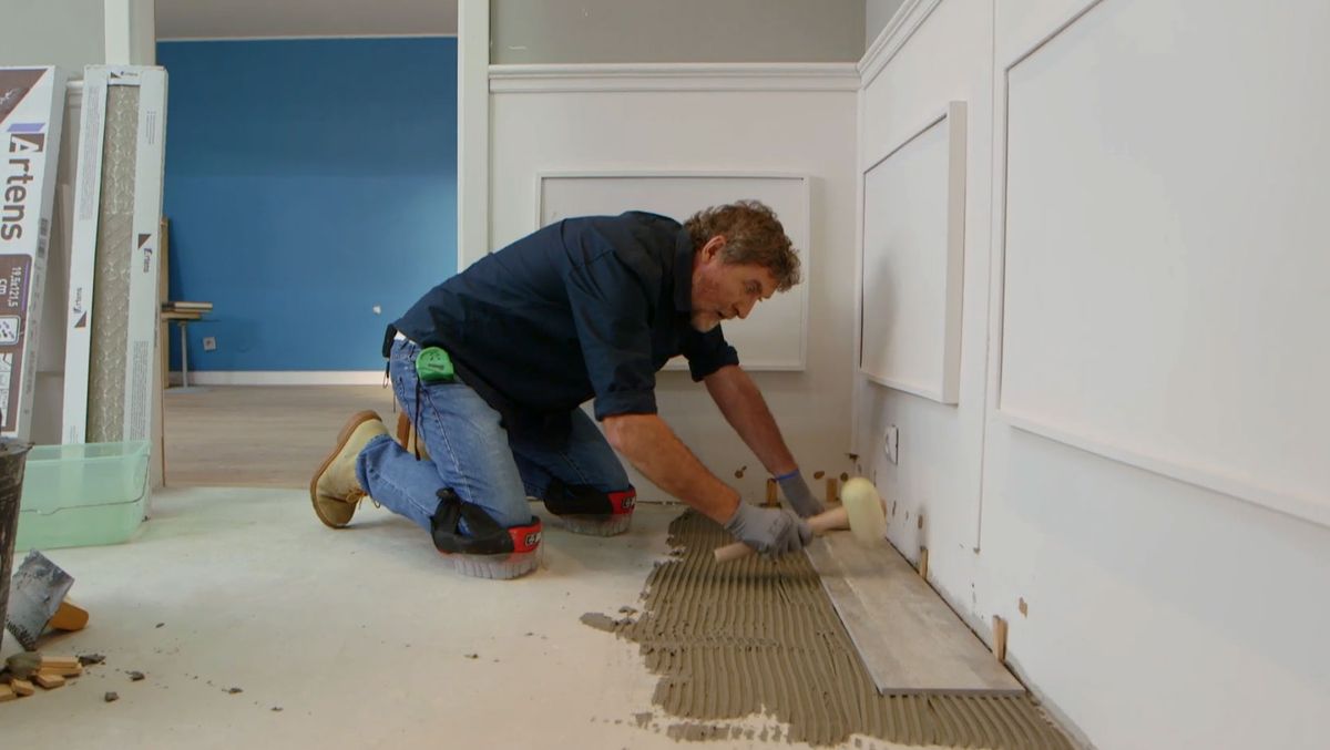 Como colocar un suelo cerámico paso 5