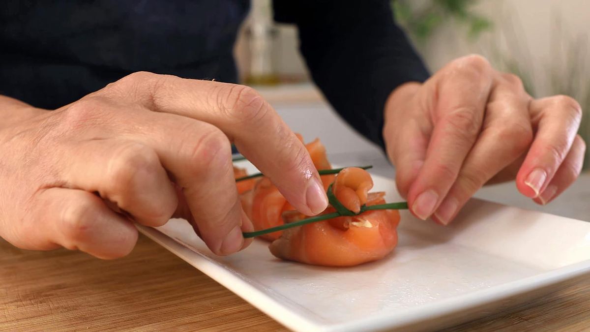 receta de canapes de salmon ahumado paso 4