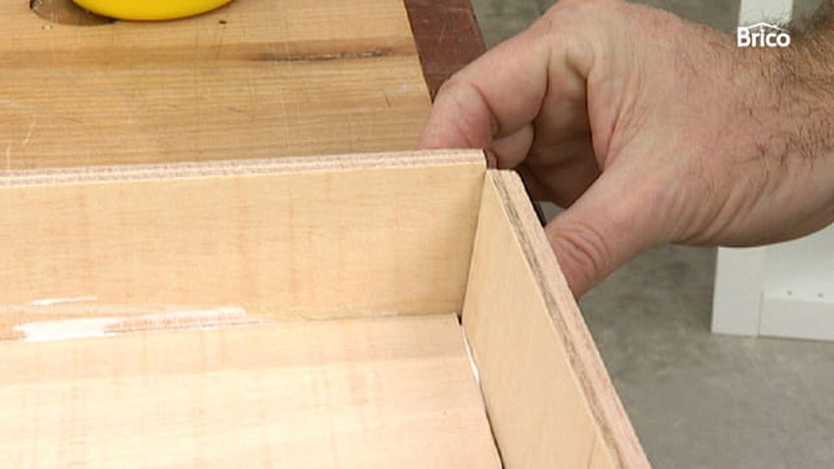 Bricomania 728 Banco almacenaje paso 2