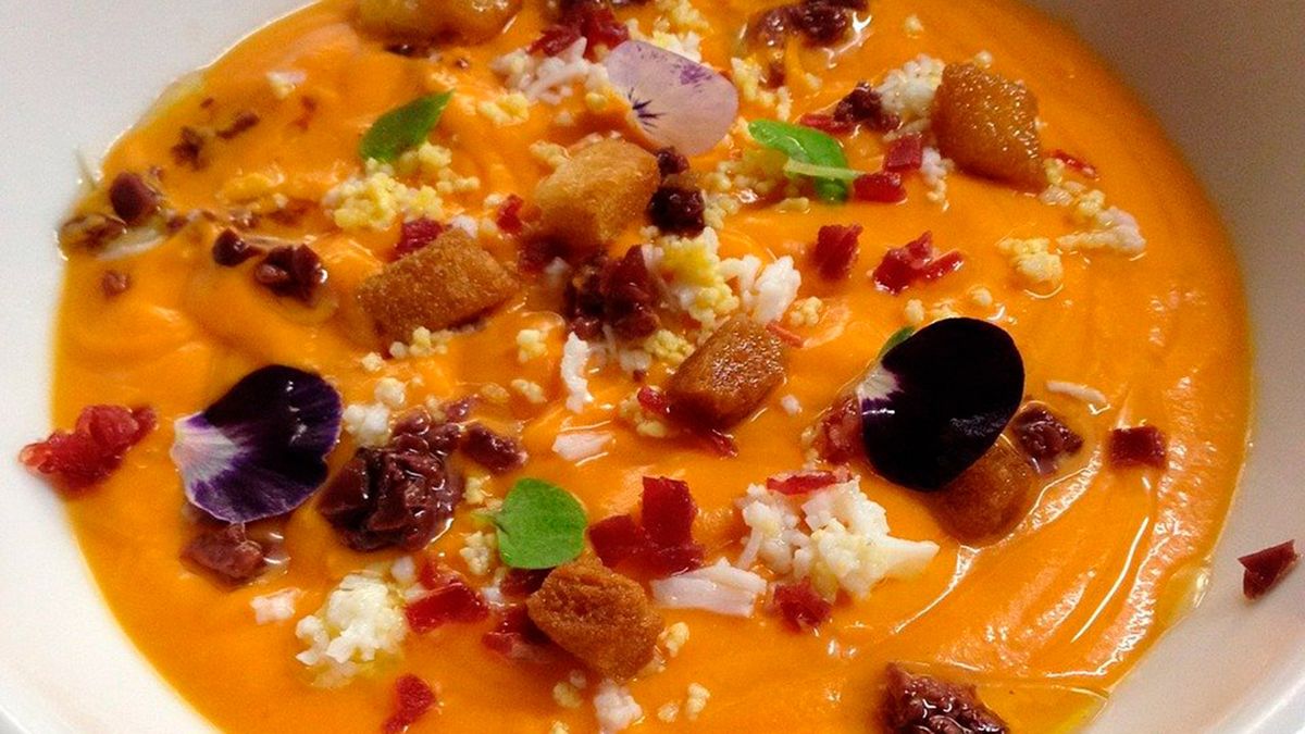 salmorejo anchoas