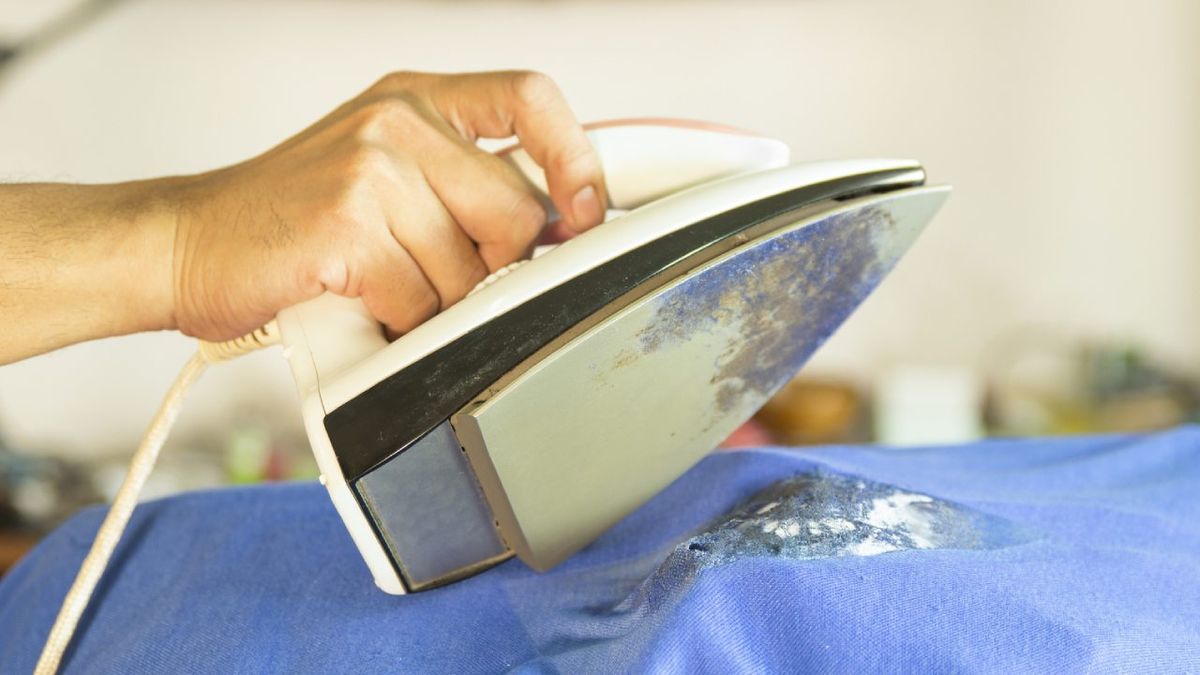 limpiar plancha quemada