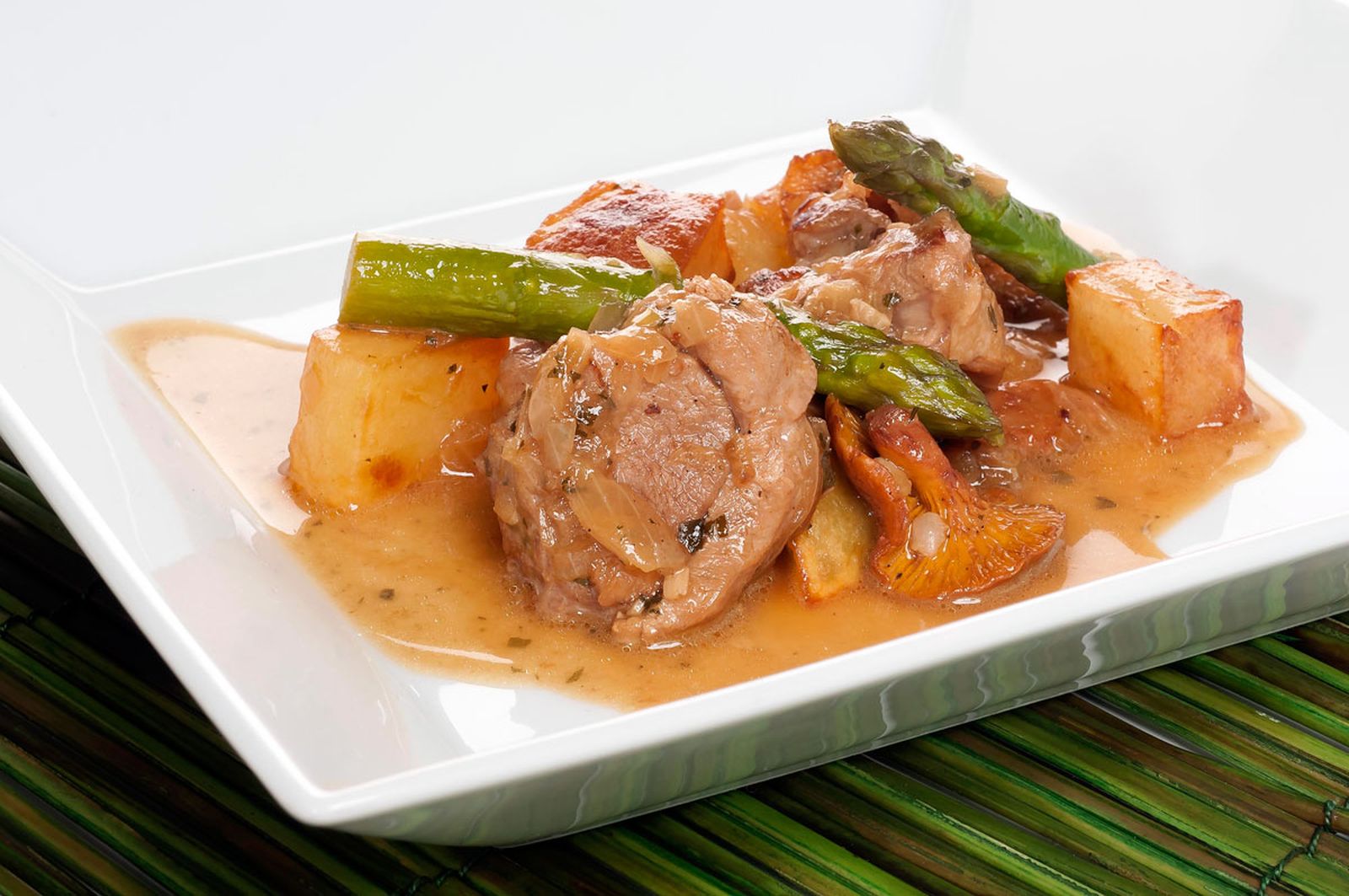 1428 Fricasé de cordero (612) xl