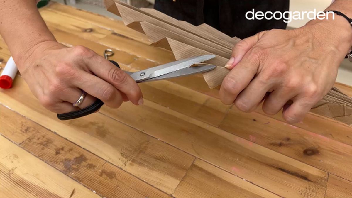 flores papel paso 10