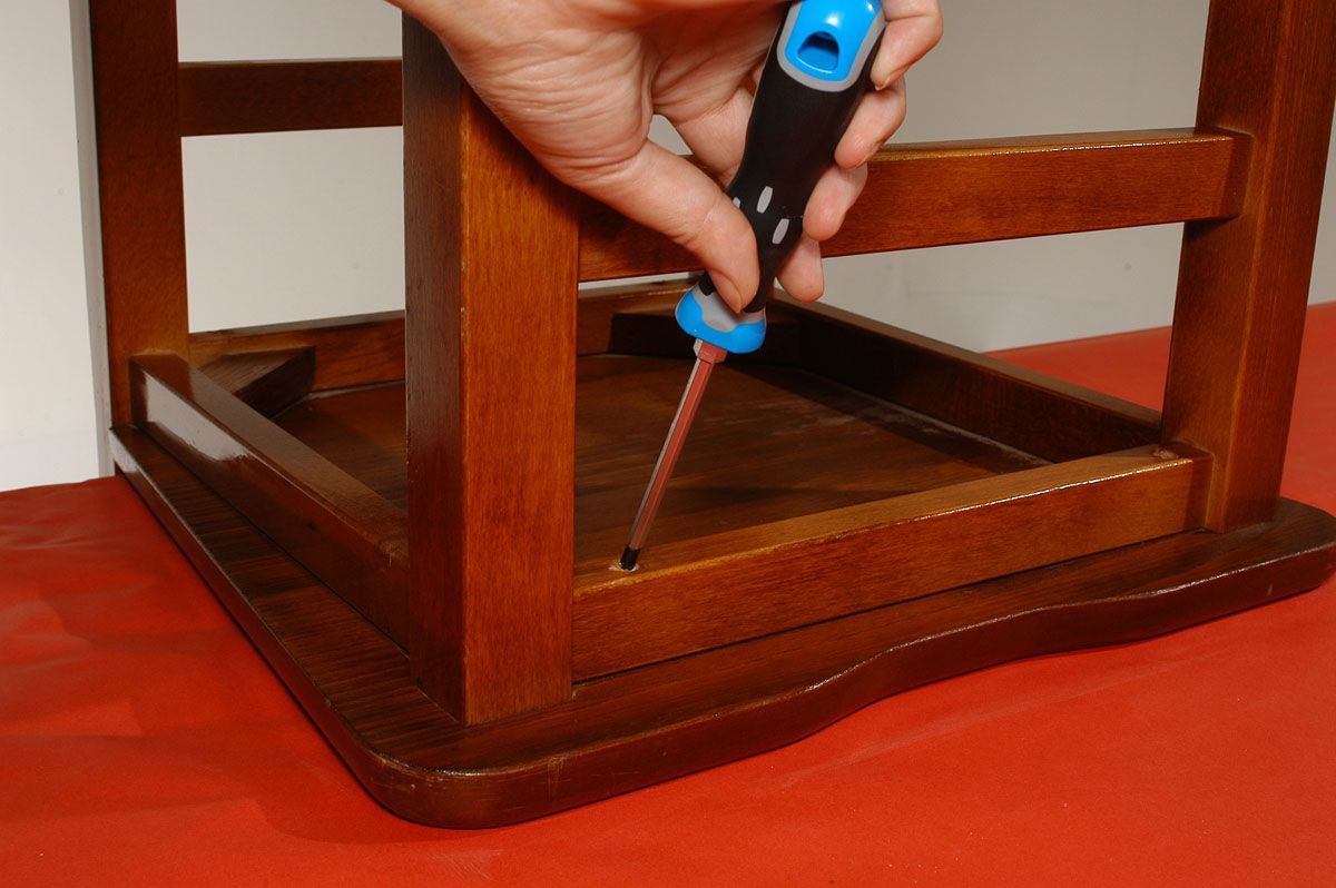 Restaurar y tapizar una silla de madera paso 1