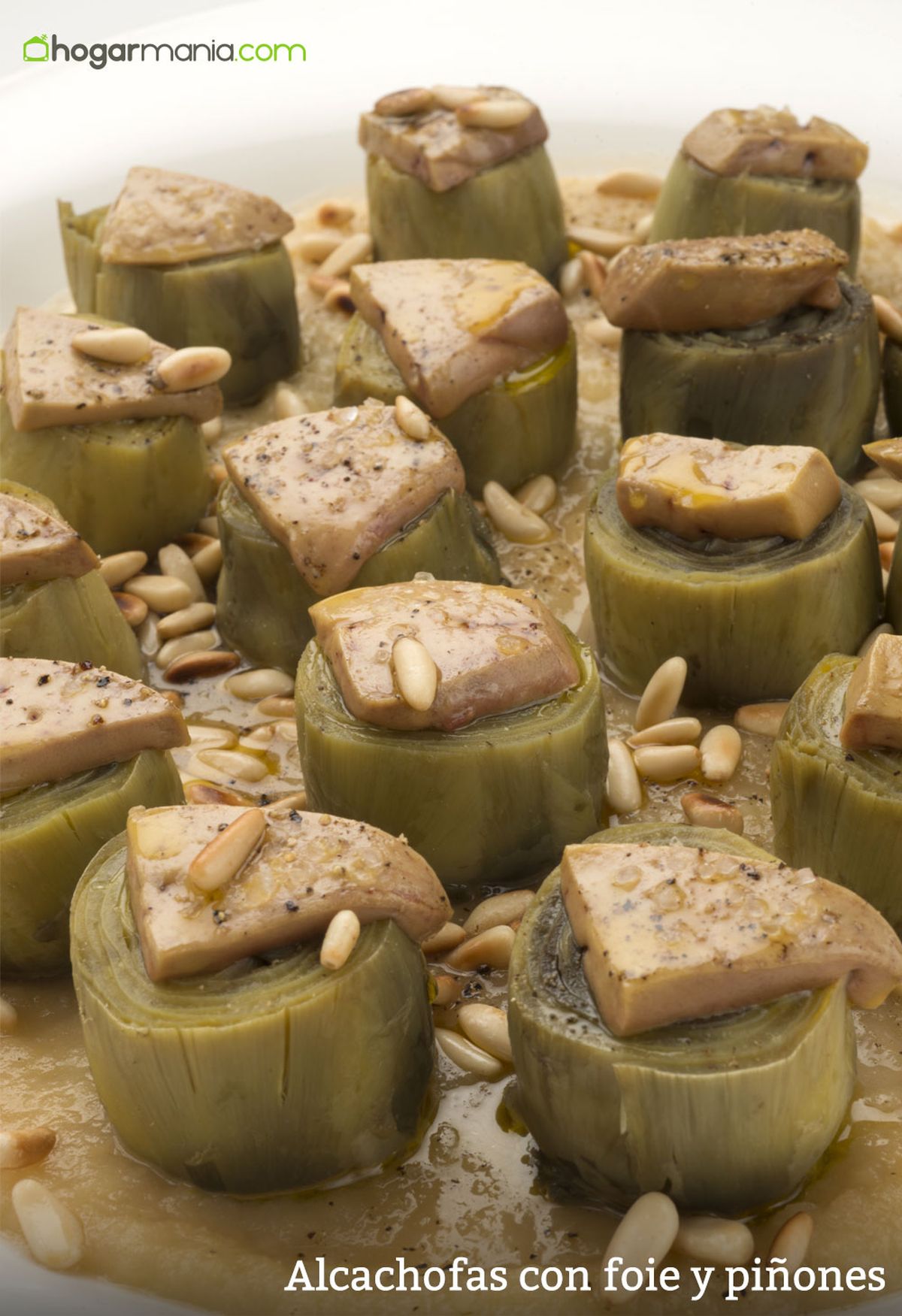 6079 1 Alcachofas con foie y pinones vertical xl