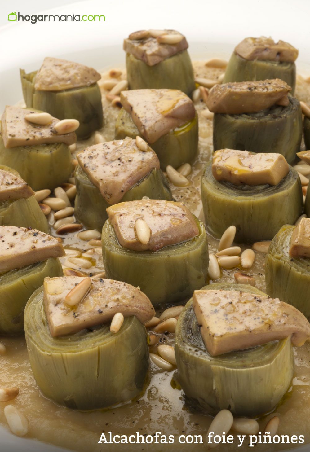 6079 1 Alcachofas con foie y pinones vertical xl