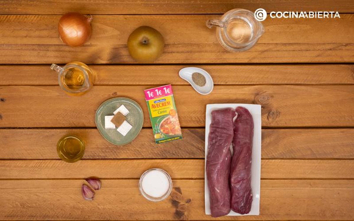 Ingredientes de la receta de solomillo de cerdo con salsa de manzana