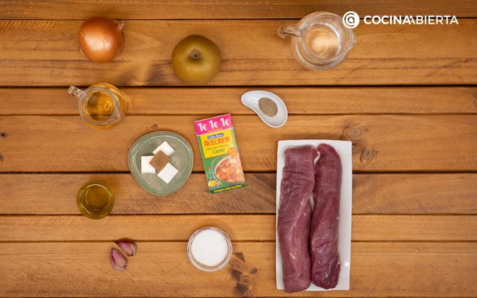 Ingredientes de la receta de solomillo de cerdo con salsa de manzana