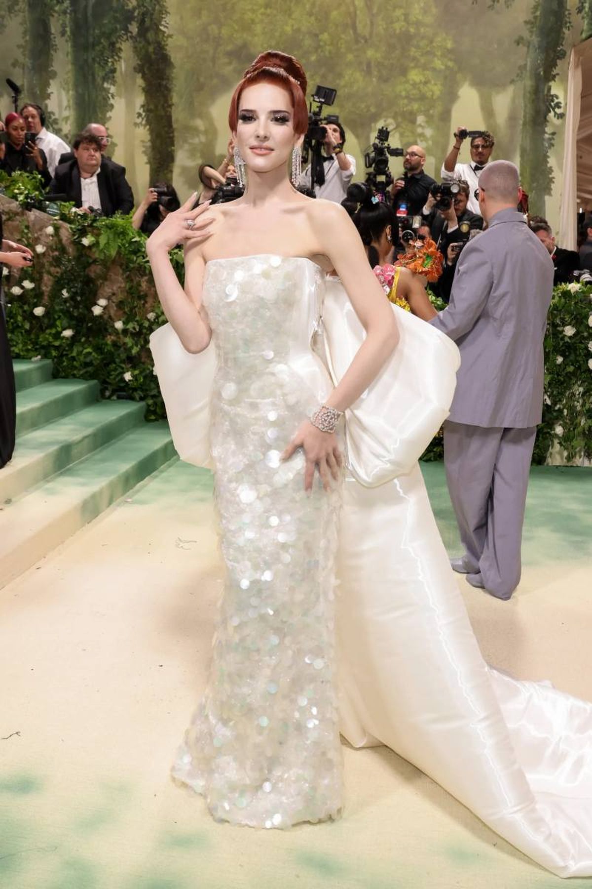 Hari Nef MET Gala 2024