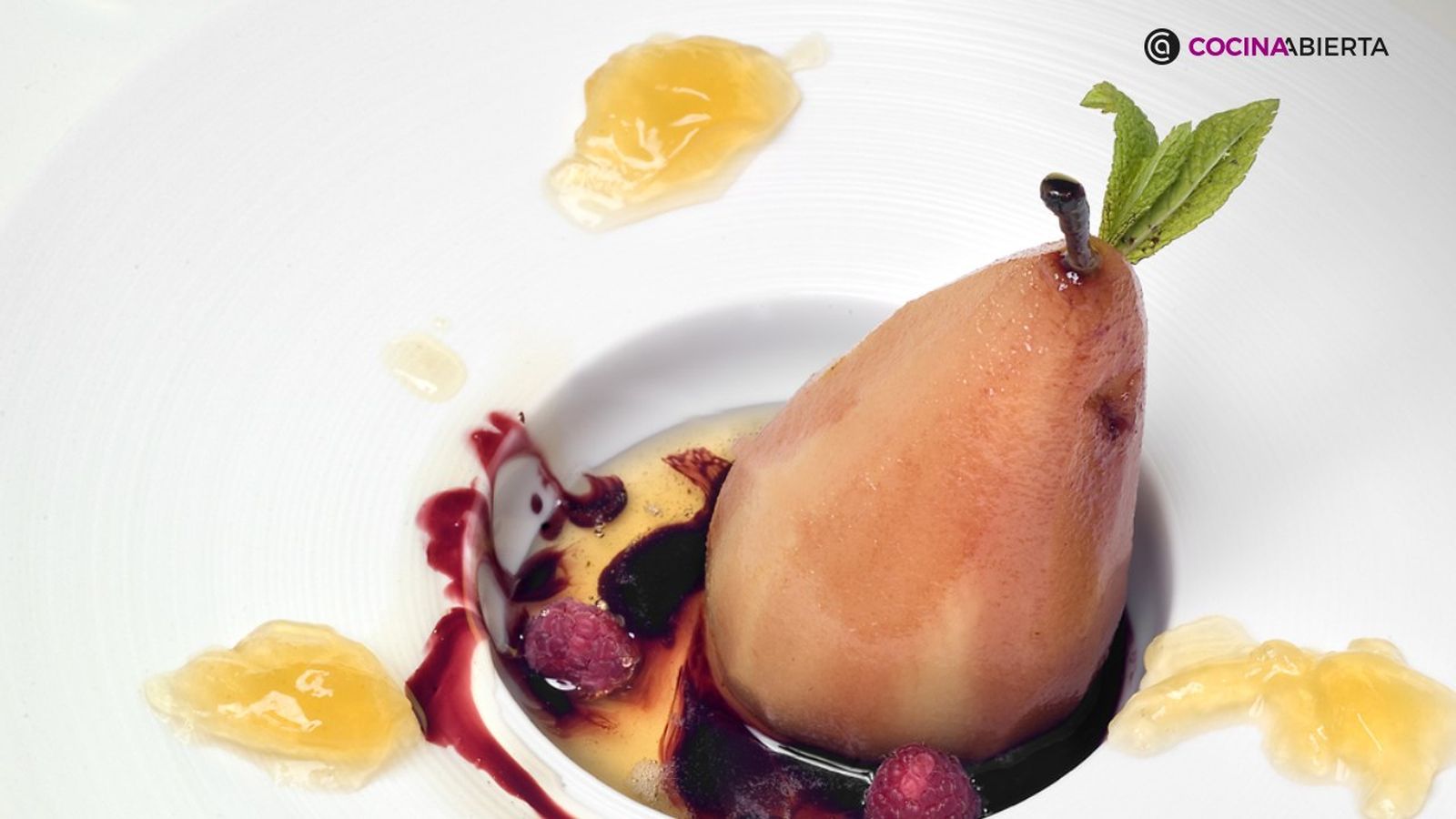 Las peras al vino son una receta clásica que no pasa de moda