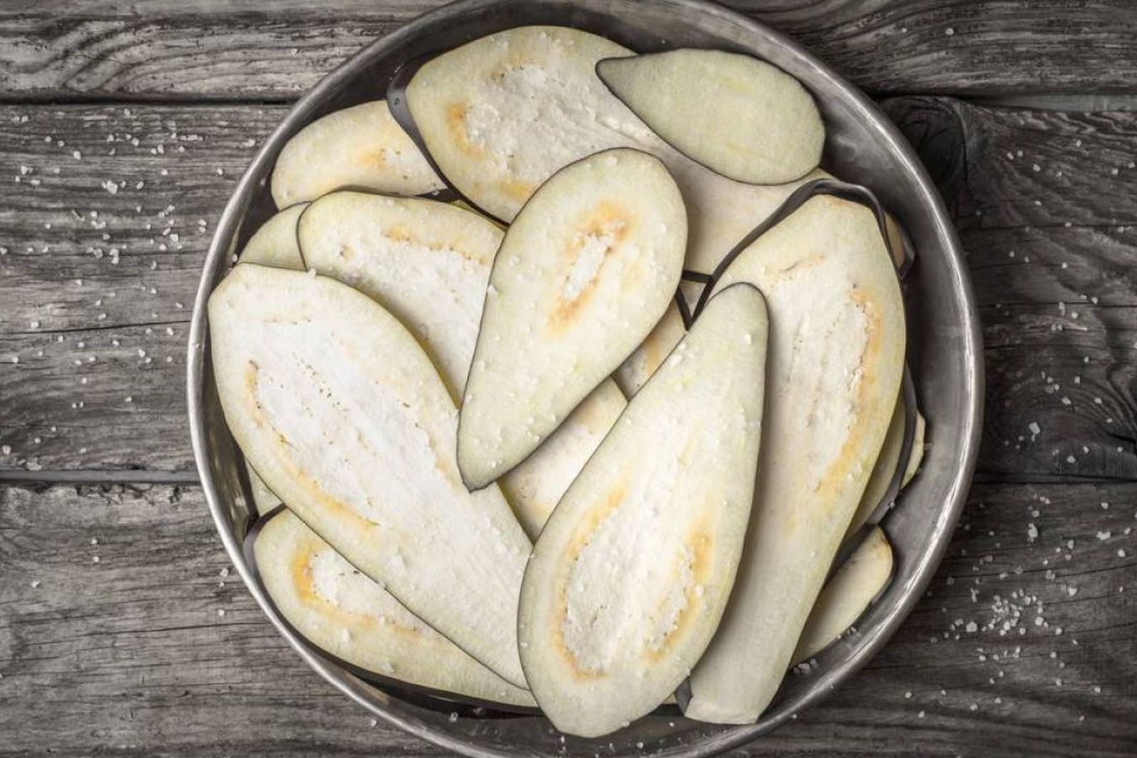 Técnica cómo quitar el amargor a las berenjenas  pprincipal