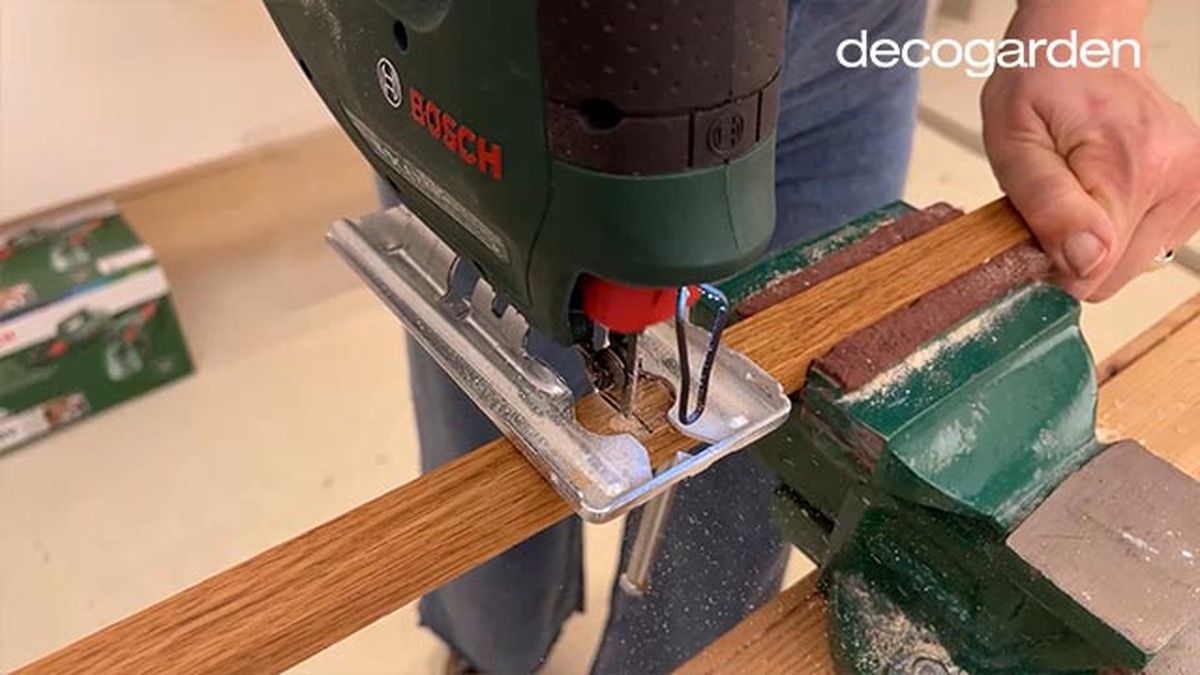 manualidades ordenar escritorio esconder cables soporte movil paso 2