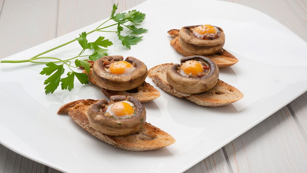 karl6484 champinon relleno de jamon y huevo de codorniz presentacion 1280x720x80xX