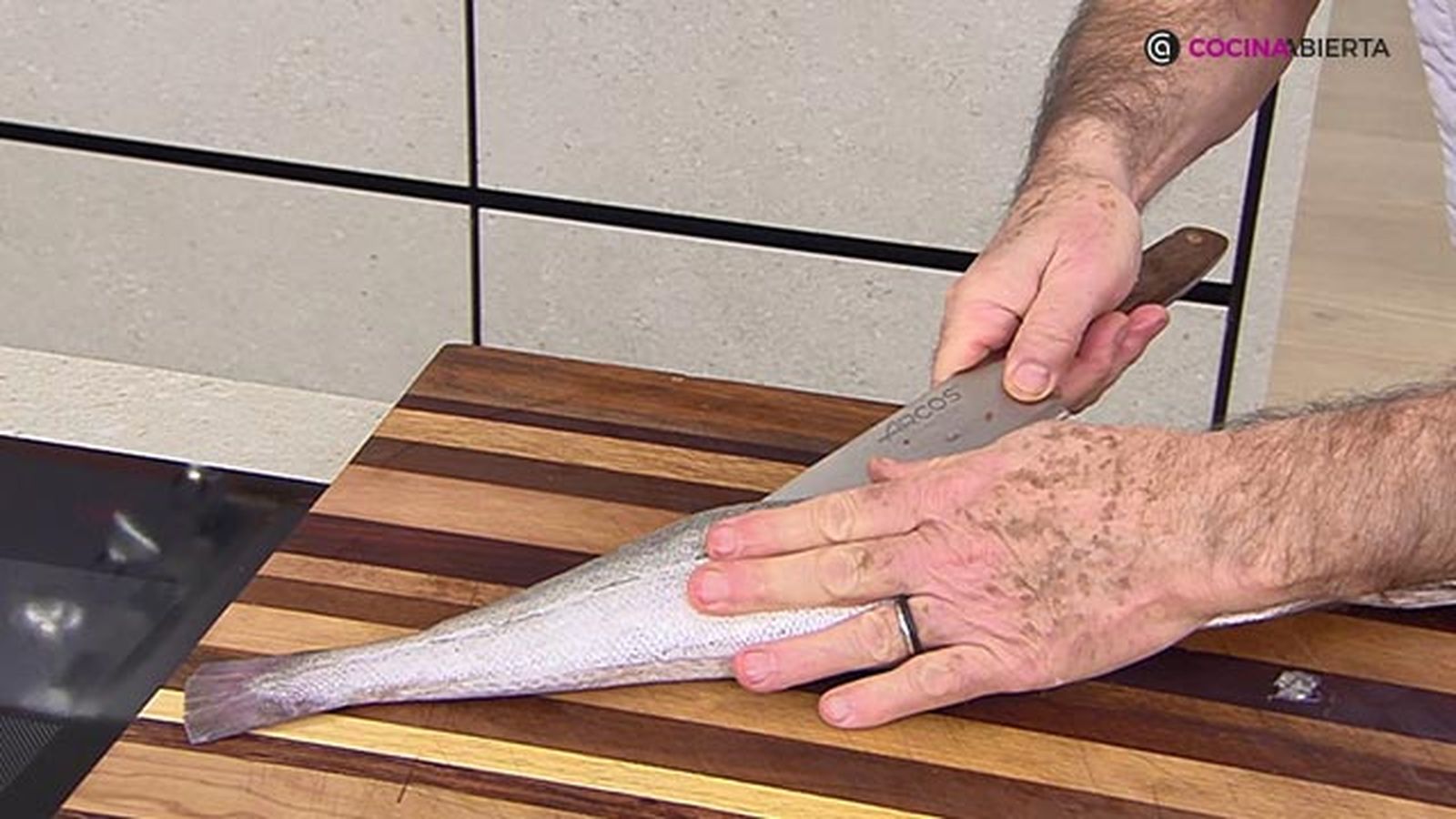 receta pescadilla rebozada menestra verduras ka paso9