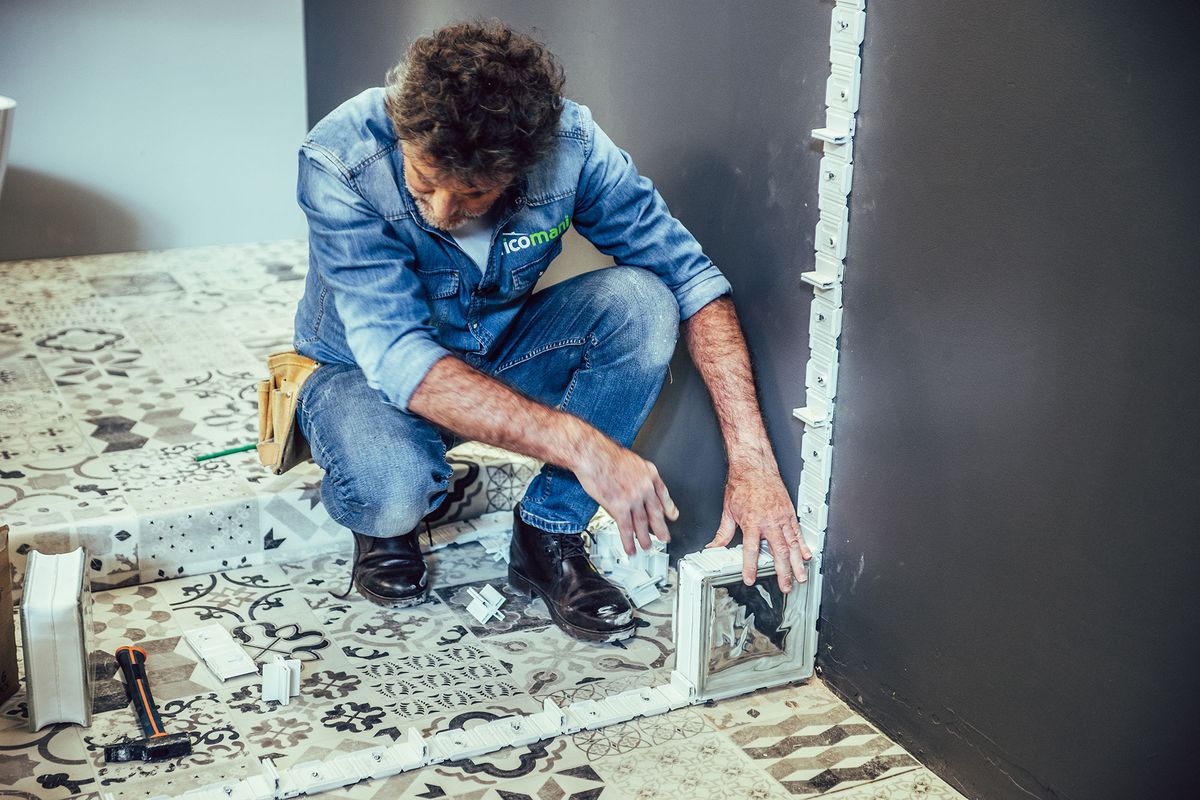 Cómo hacer una pared de bloques de vidrio paso 4