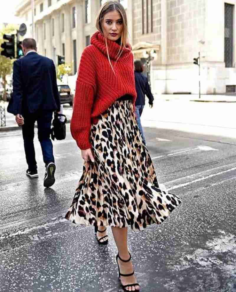 Falda animal print con color