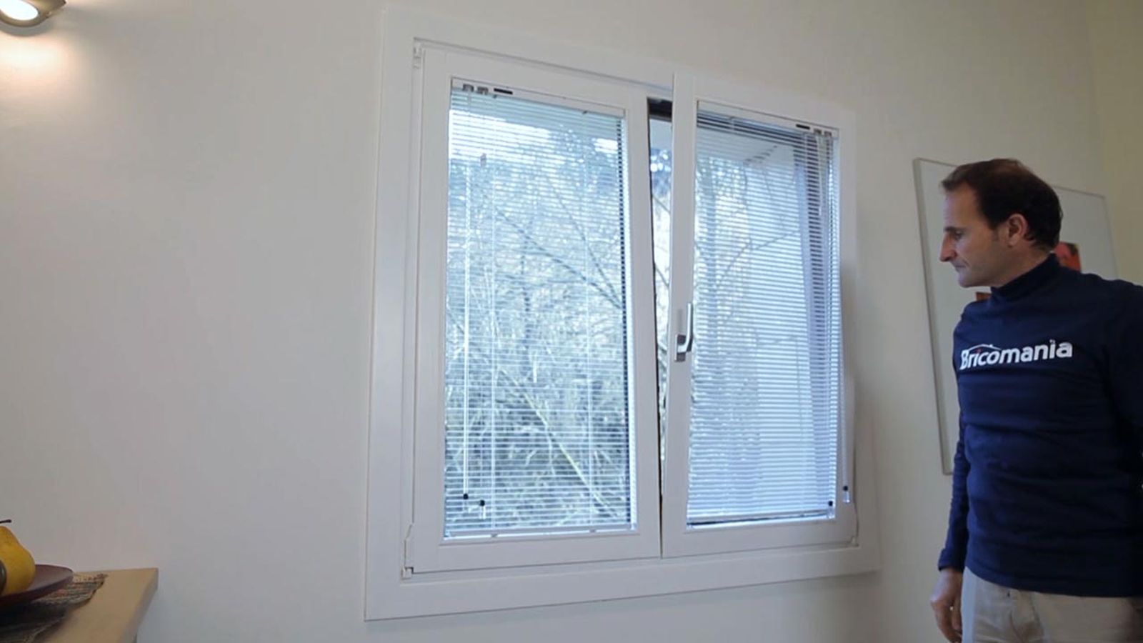 Colocar veneciana en ventana oscilobatiente