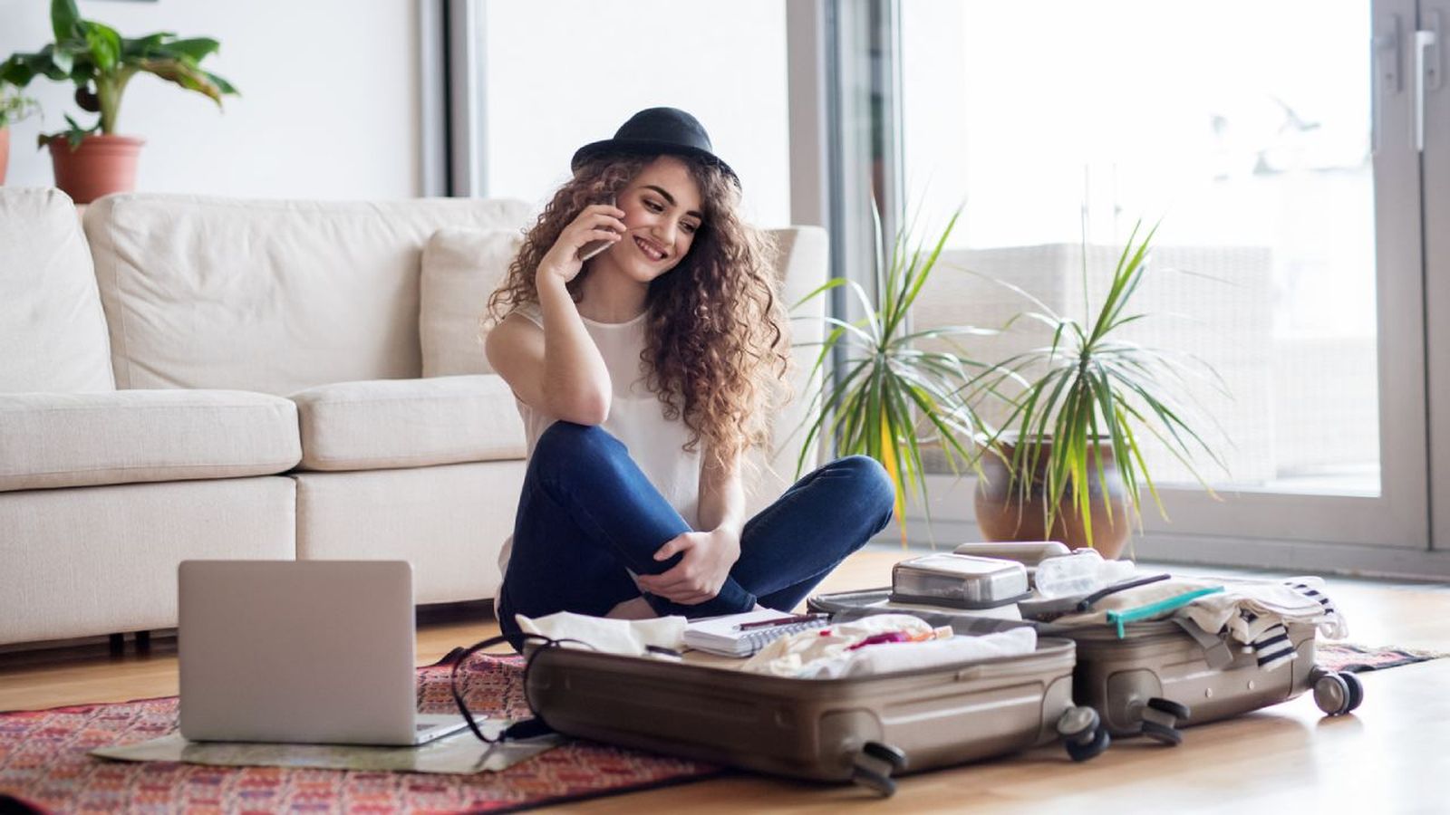 Empaca tu maleta como una profesional del orden siguiendo una sencilla lista de viaje