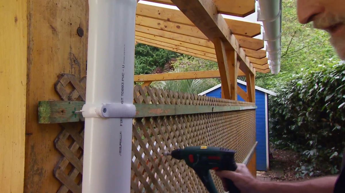 Canalón para aprovechar aguas pluviales paso 9