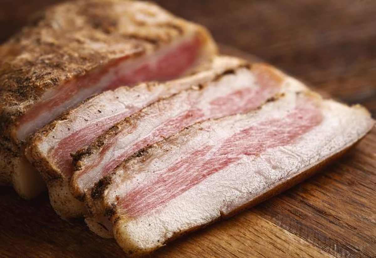 guanciale embutido italiano