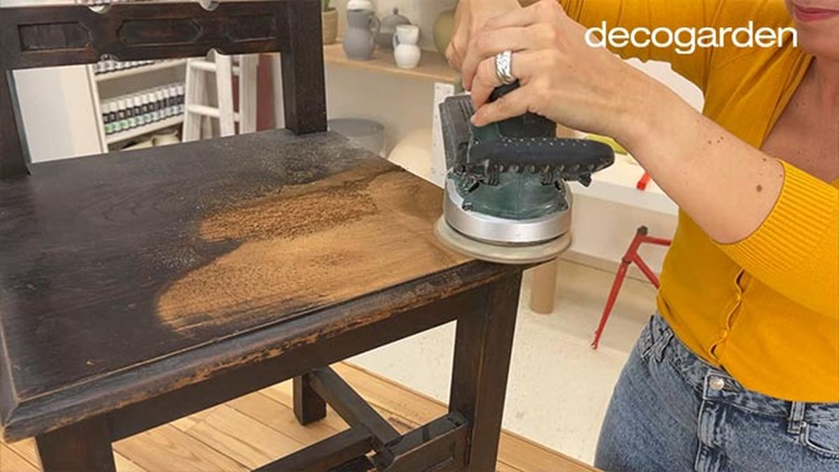 pintar una silla de madera vieja estilo mexicano paso 2