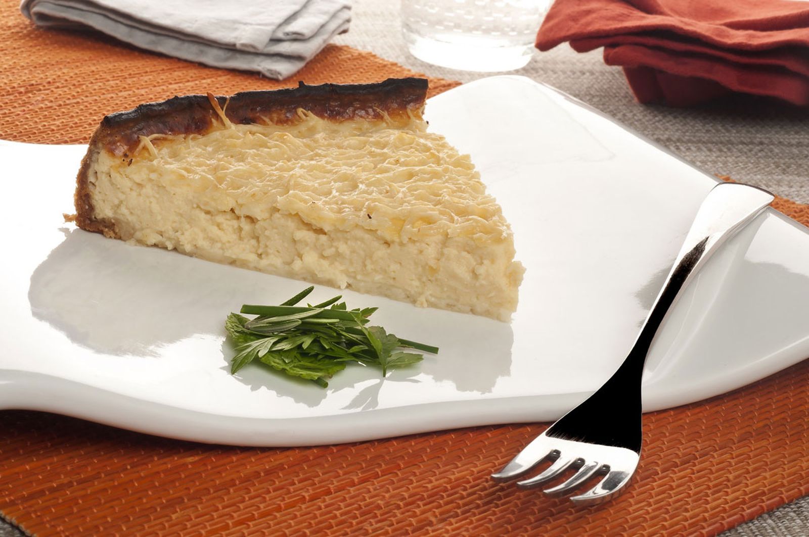 370. TARTA DE COLIFLOR Y AJO GRATINADO xl