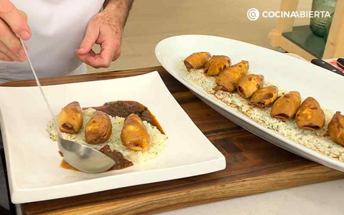 Sirve los calamares guisados