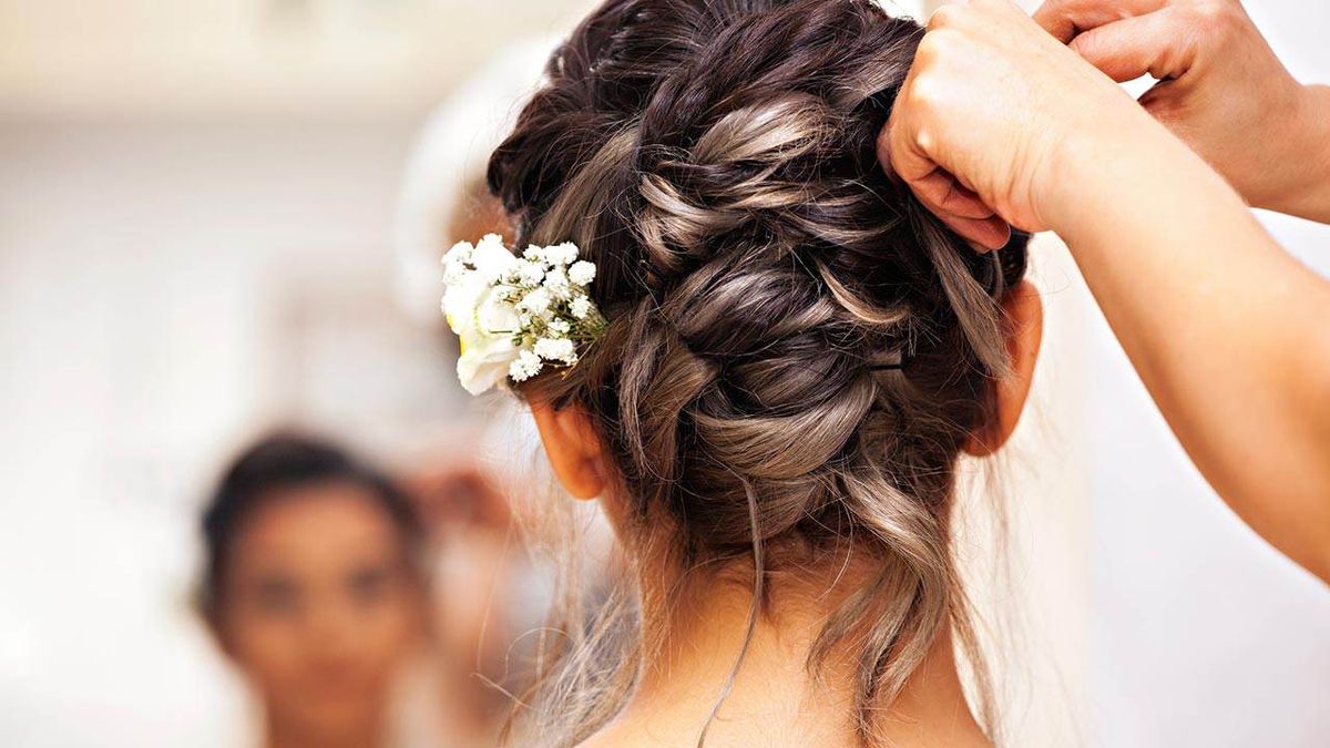 Los peinados fáciles y rápidos son perfectos para las fiestas navideñas