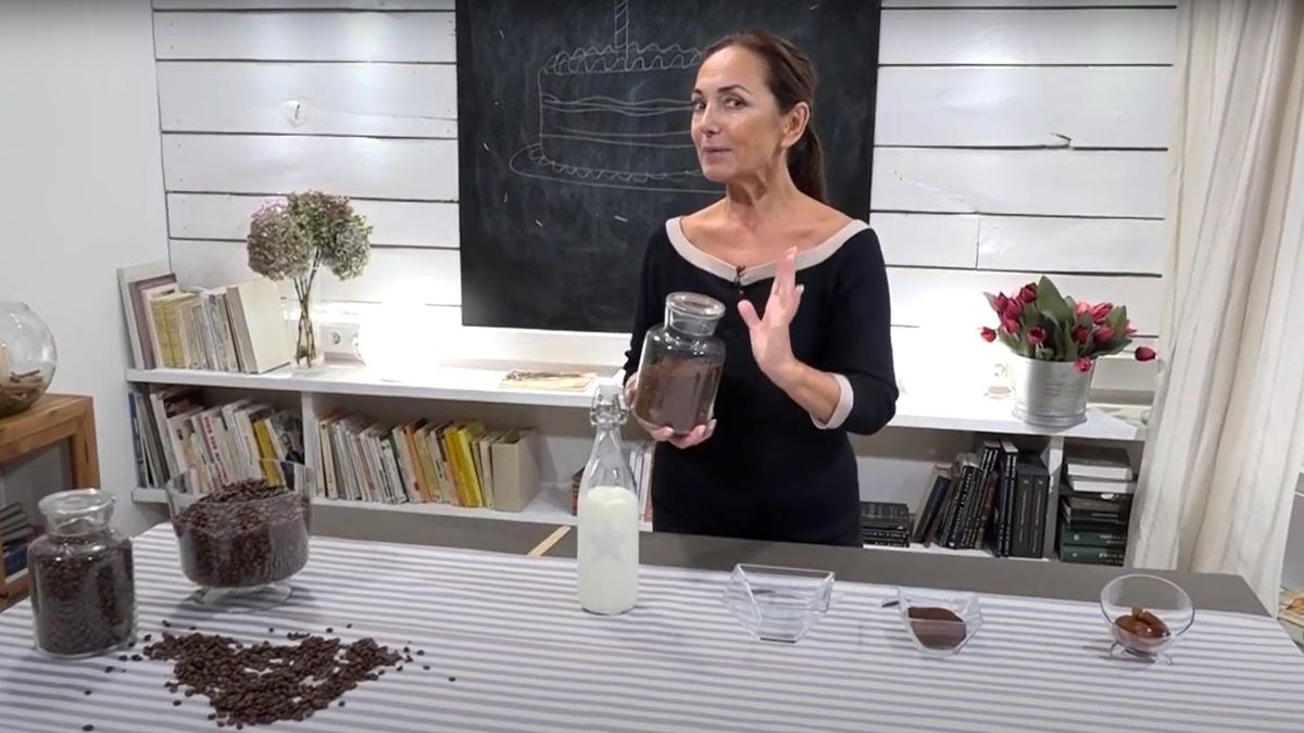 mascarilla facial de cafe rostro