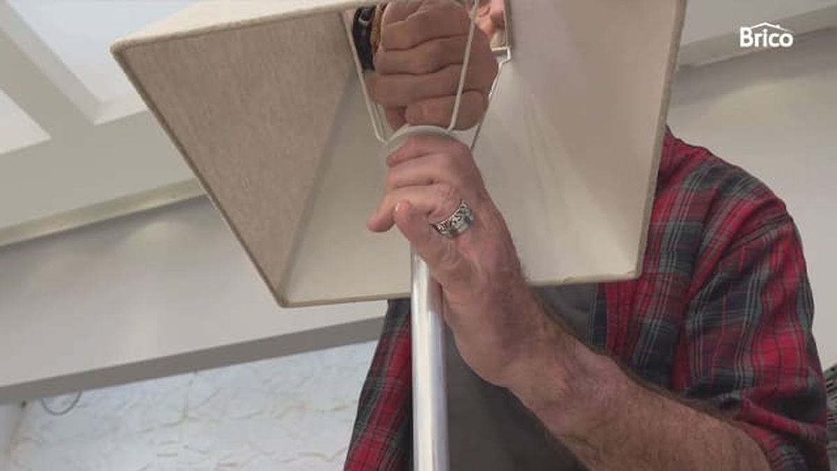 Bricomania 17 crea decora recicla lampara pie mesita paso19