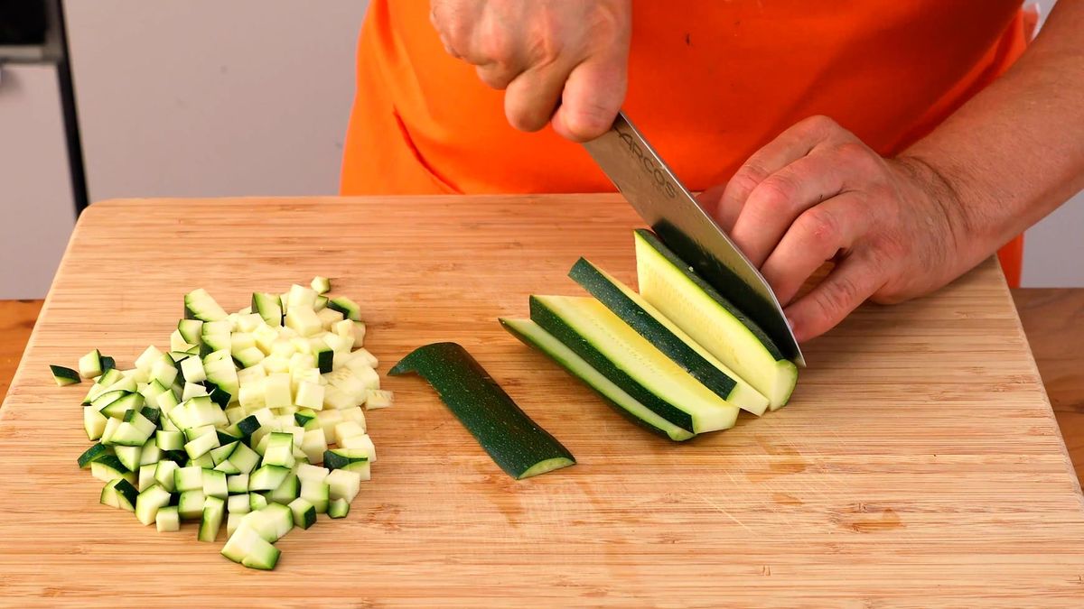 Receta de empanadillas de calabacín al curry   paso 1