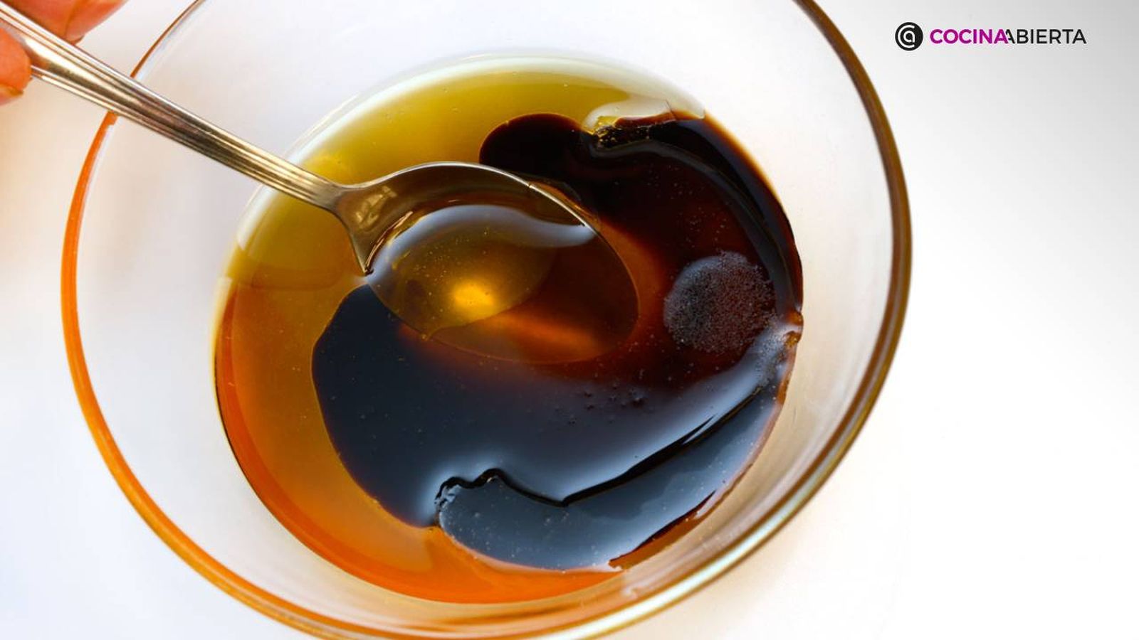 La vinagreta de miel es perfecta para darle un toque diferente a tus ensaladas