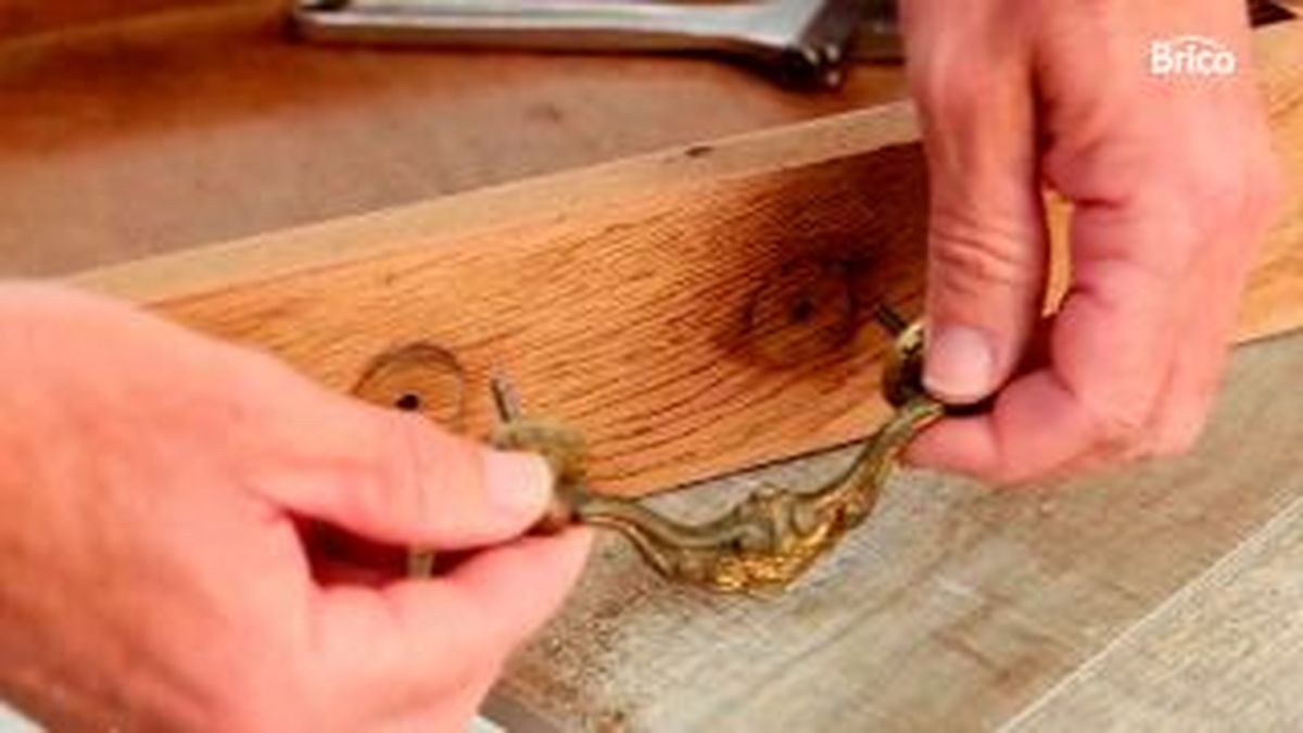 como pintar un mueble vintage 1