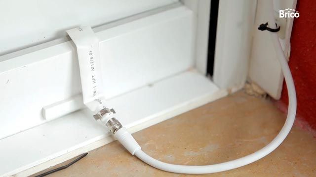 Cable de antena plano paso 7