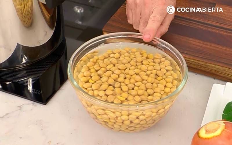 El remojo previo, clave para que queden los garbanzos tiernos