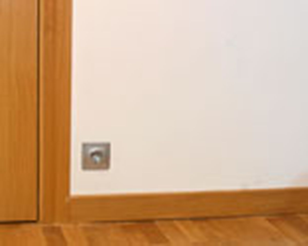 483 (2) Sustitucion de embellecedores en sist de encendido electrico paso6