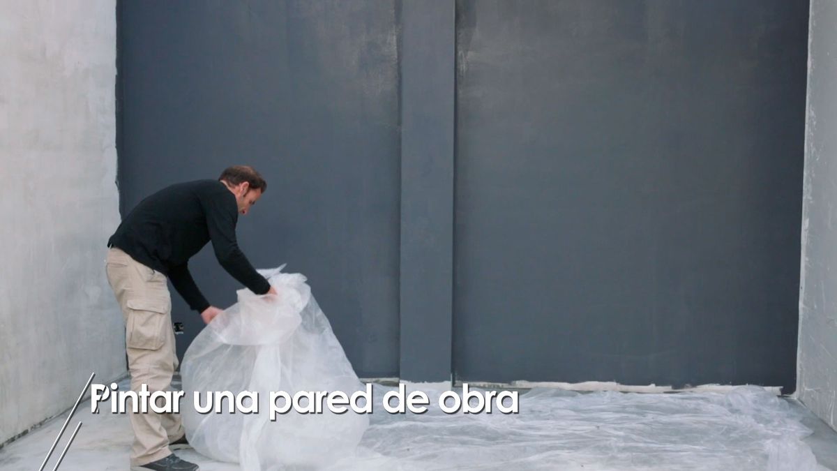 Cómo pintar una pared de obra paso 9