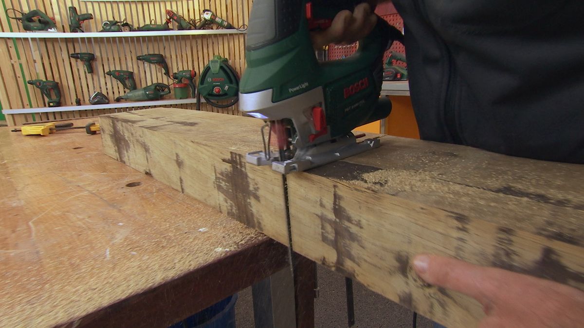 Mesa con traviesas paso 2