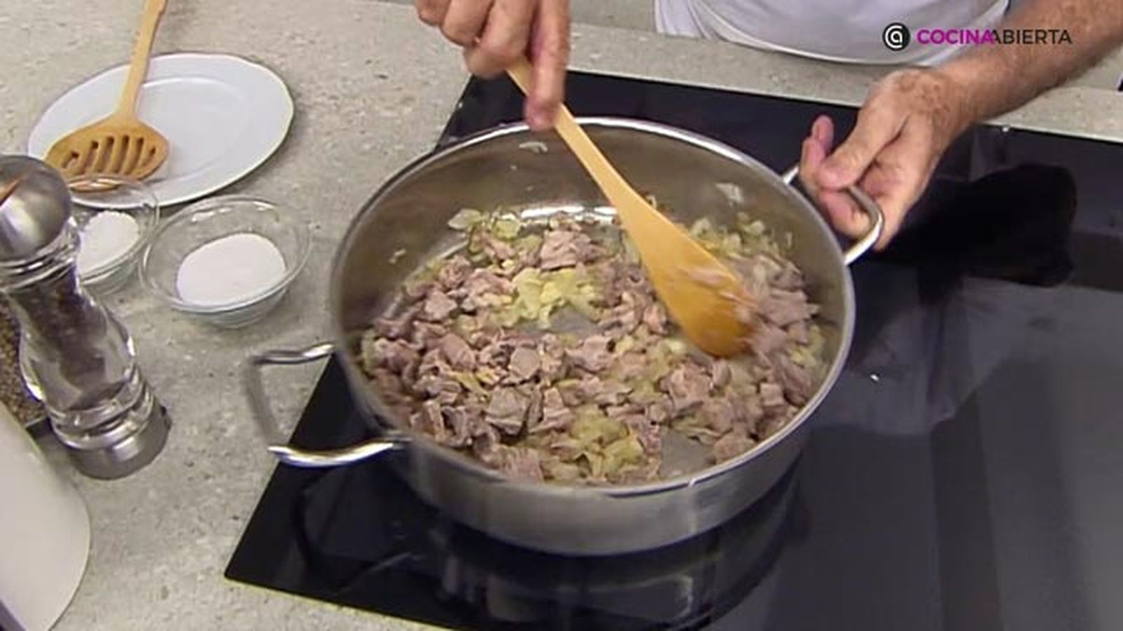 receta fideos cazuela costilla ka paso 4