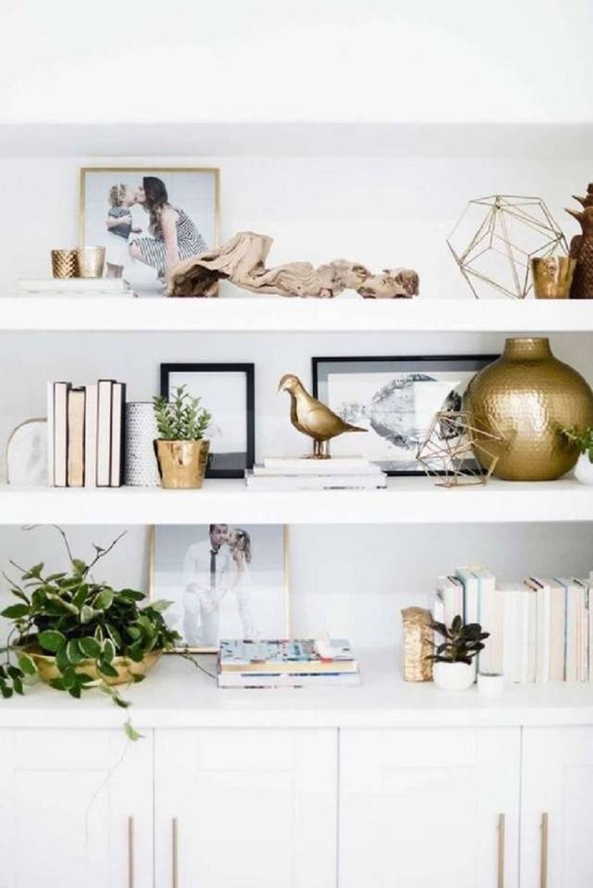 Cómo decorar estanterías con estilo 6