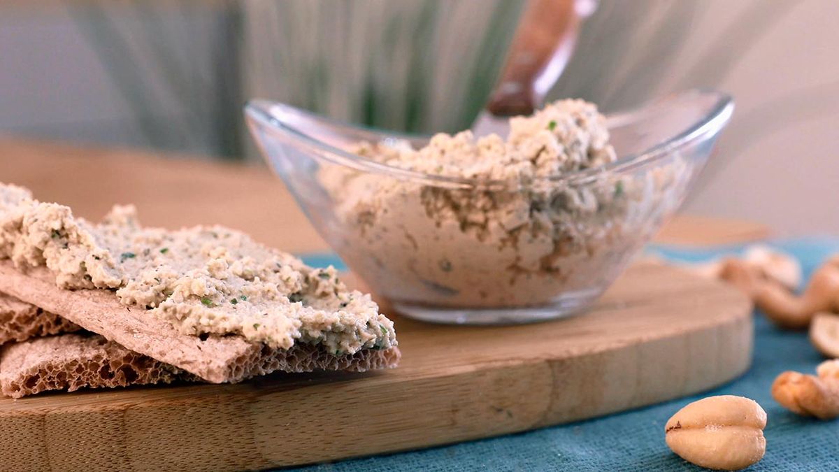 Receta de paté vegetal de anacardos a las finas hierbas  paso 4