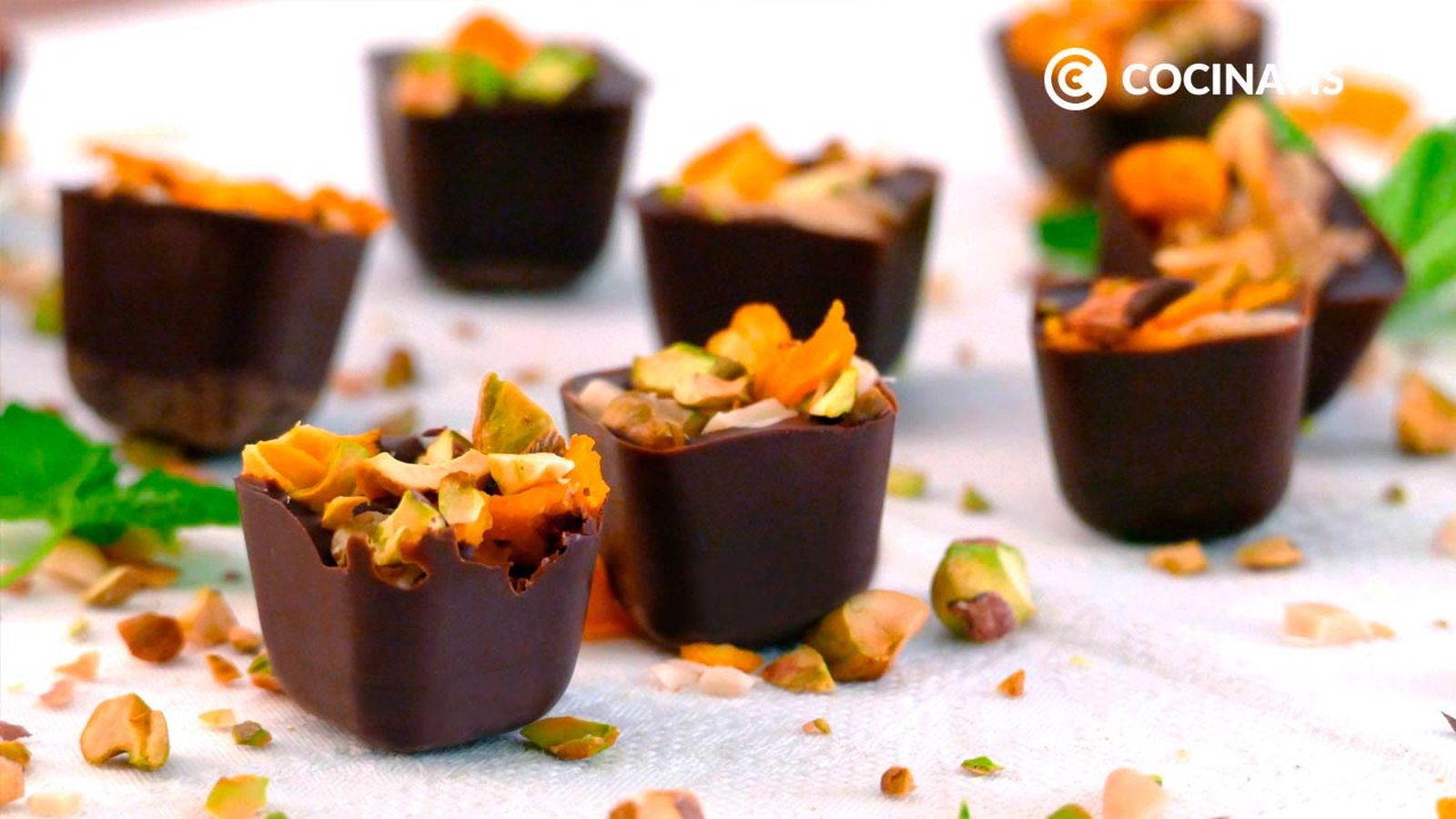 Receta de bocados de chocolate y frutos secos