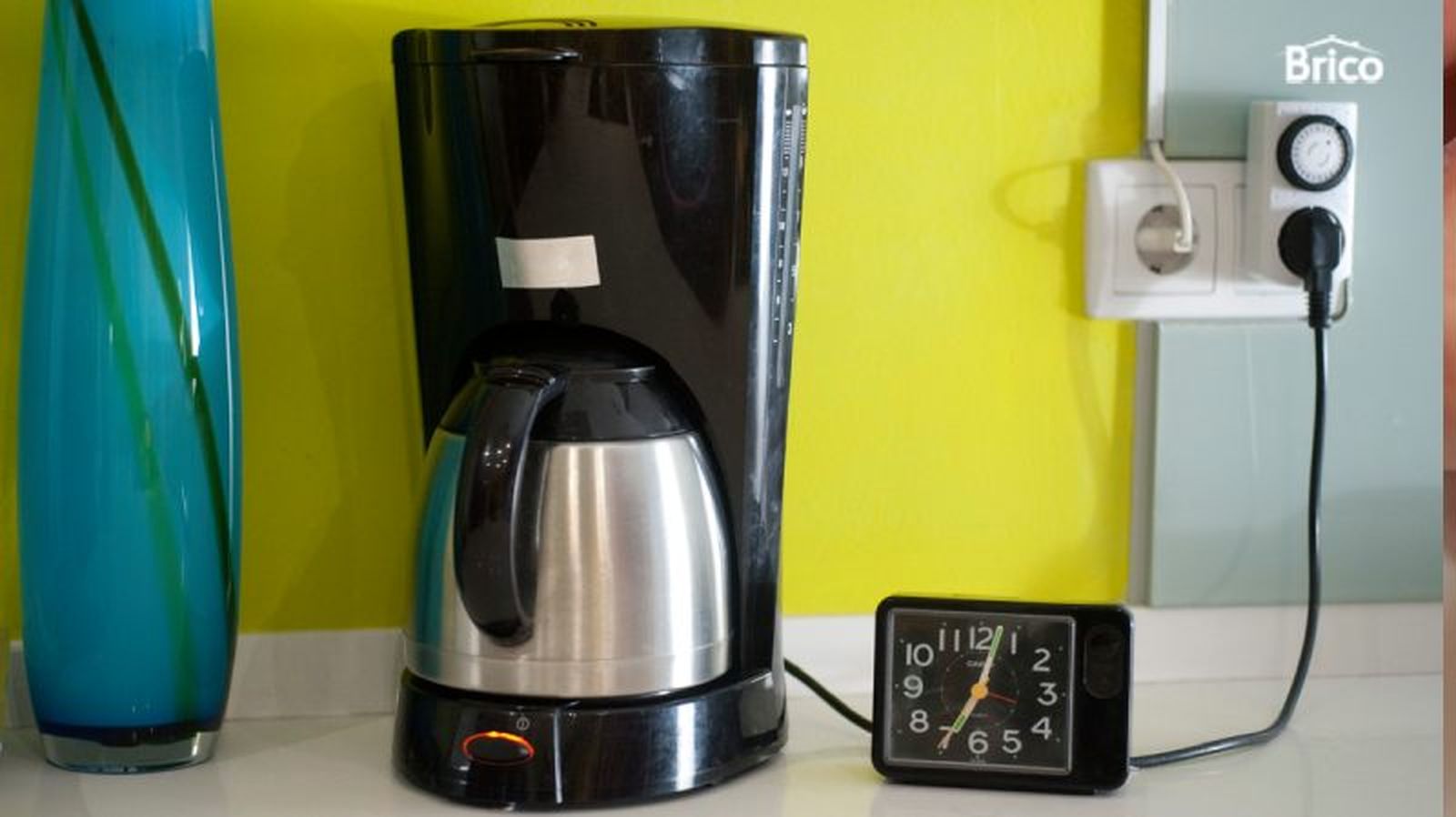 Programador eléctrico en cafetera