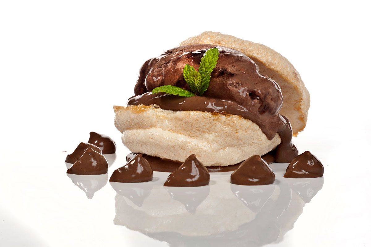 1285 Merengues con crema de café y cacao (469) xl