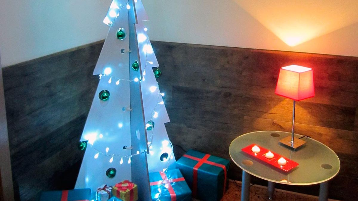 Árbol de Navidad de madera desmontable